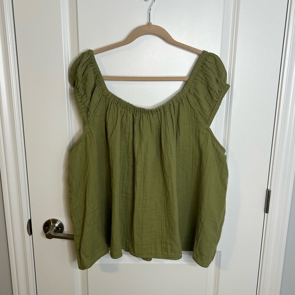 NWT Old Navy Tie-Back Cutout Swing Blouse - Picture 3 of 6